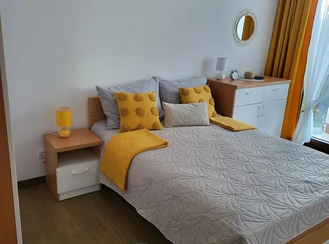 Divcibare_sunrise 아파트